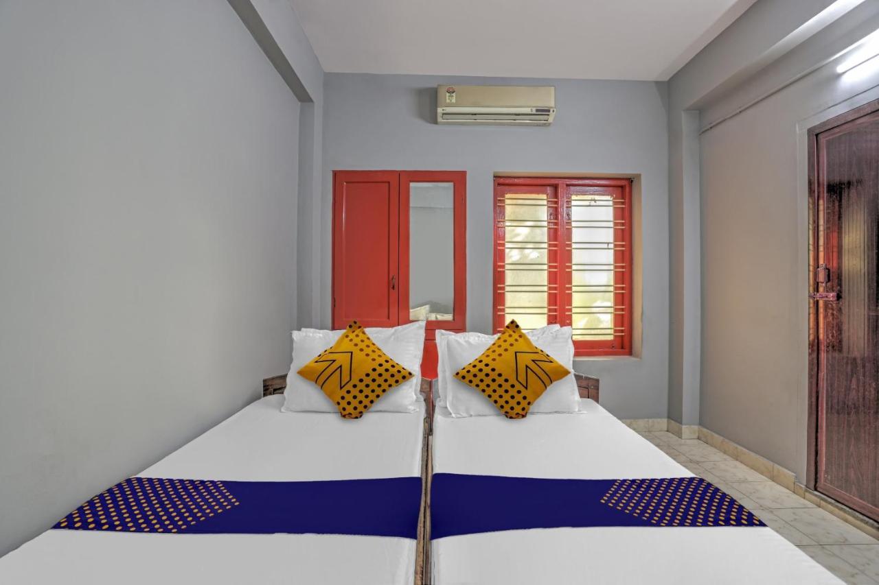 Spot On Kkp Tourist Home Thiruvananthapuram Exterior photo